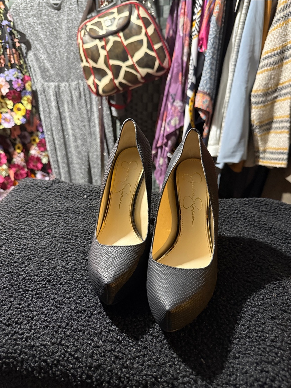 Jessica Simpson Black Textured Pointed Platform Pumps